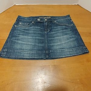 American Eagle Jean denim mini-skirt size 6